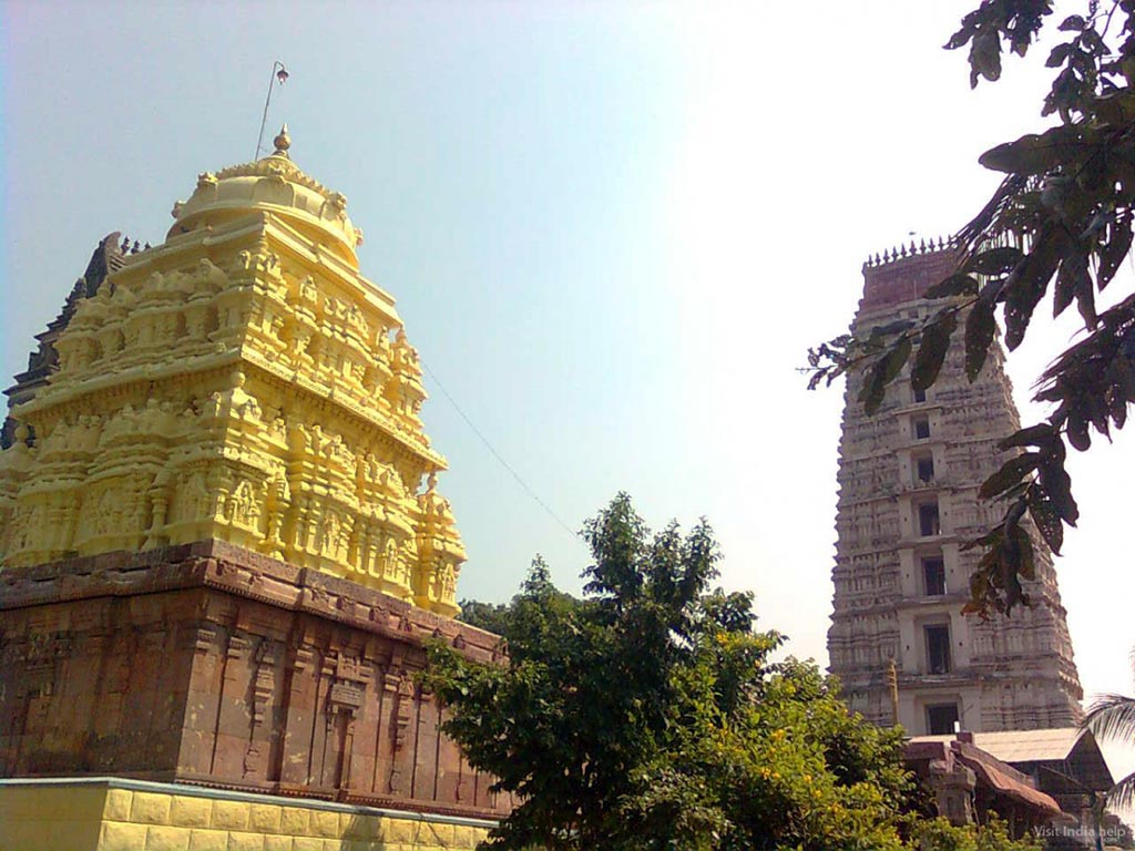 Храм Мангалагири.jpg