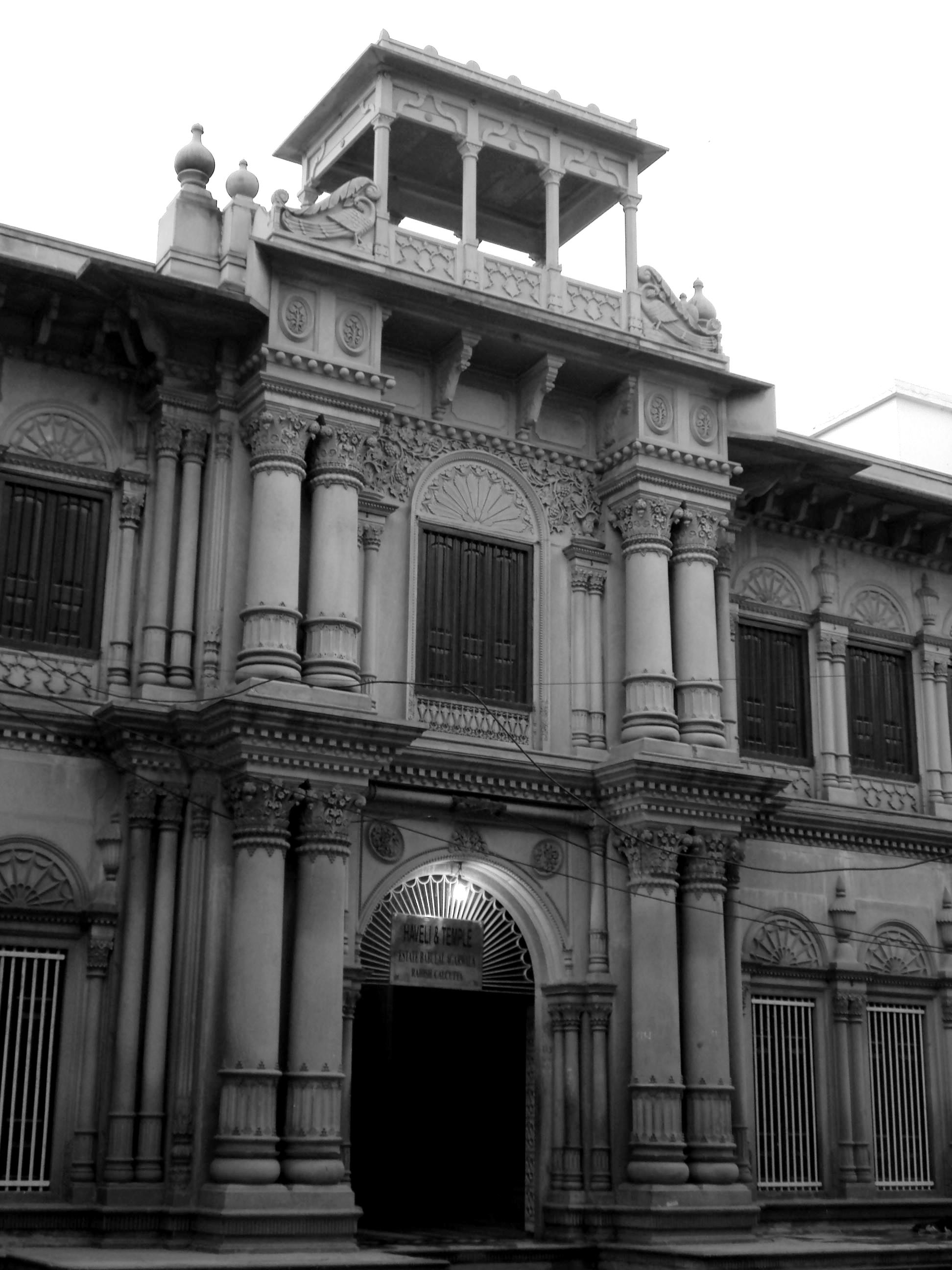 Banke Bihari Temple.jpg