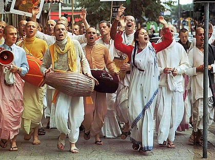 9 признаков, как вычислить кришнаита на улице