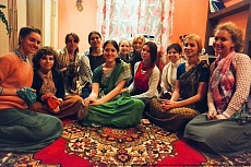 Нама-хатты, группы духовного общения